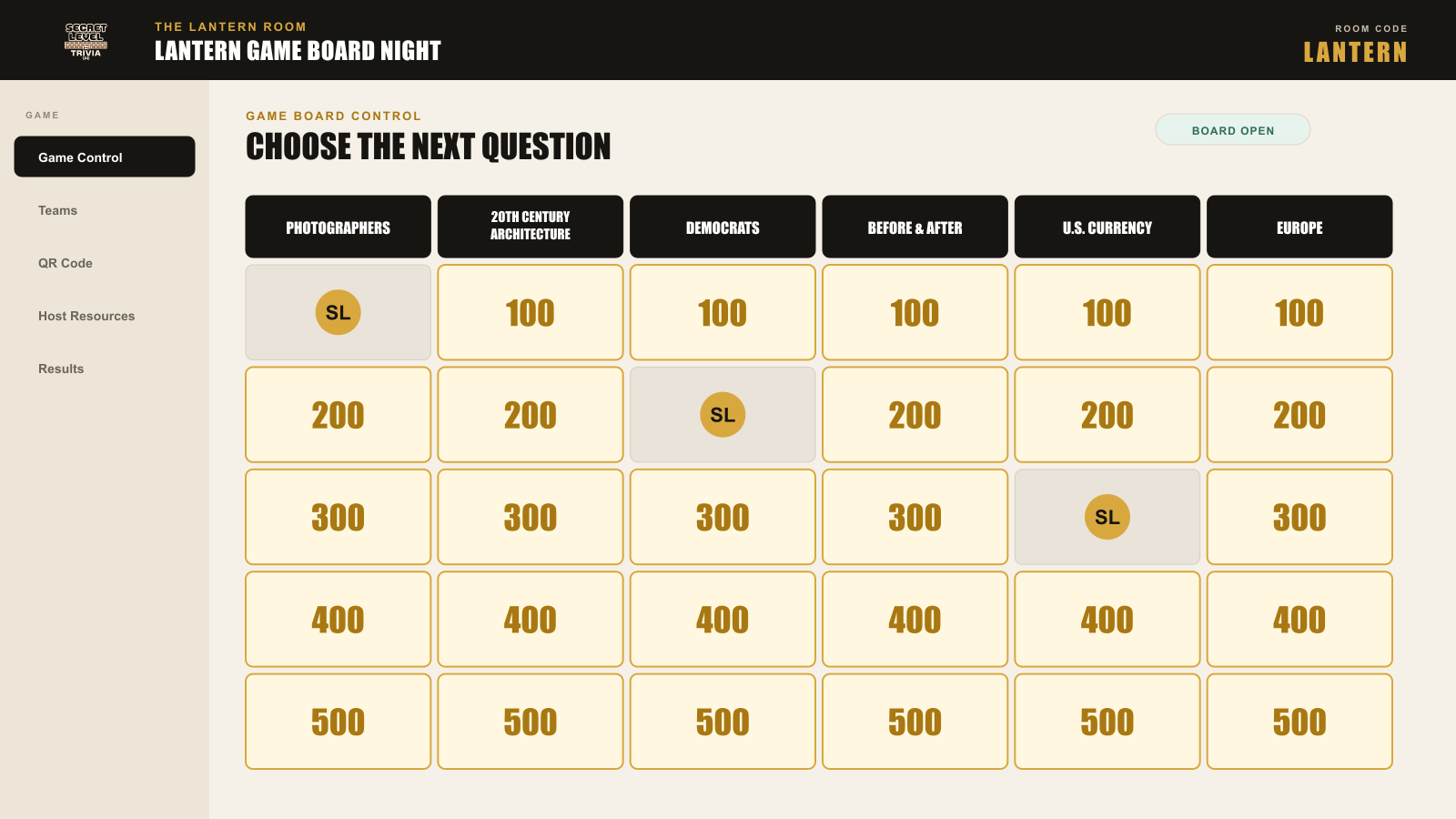 Host Hub game board control for choosing the next question